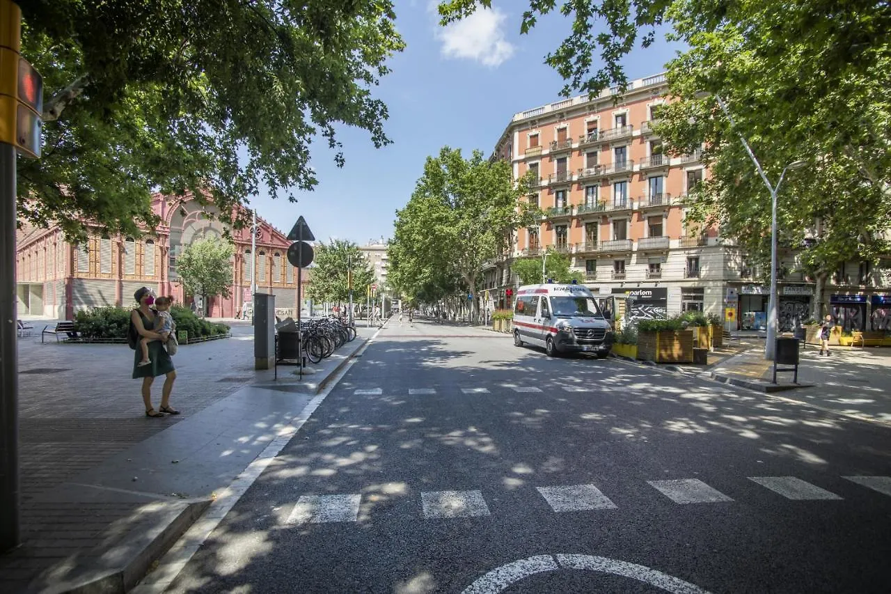 22Man1017- Cute Apartment In Sant Antoni Barcelona
